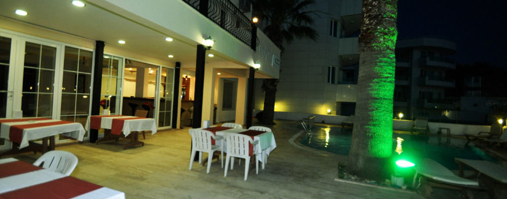 Ado Beach Hotel Turgutreis Exterior photo